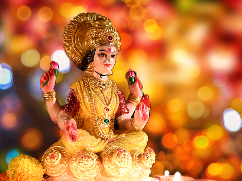 Goddess Lakshmi and Lord Ganesha Puja on Diwali