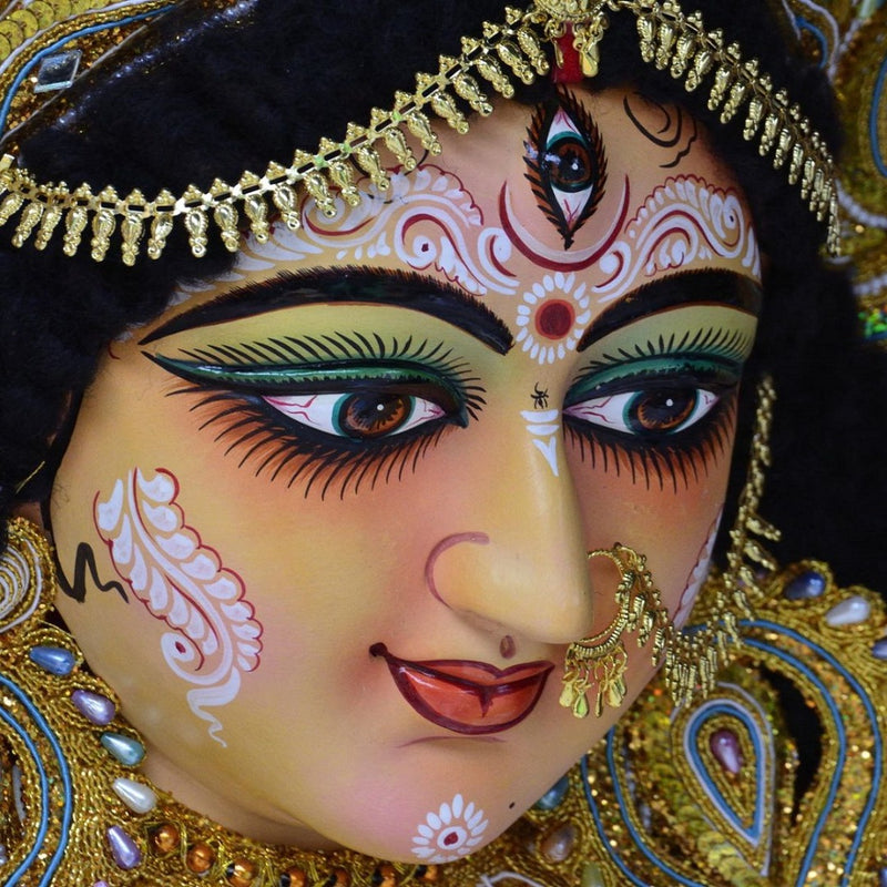 Bhor Bhai Din Chad Gaya Meri Ambe Aarti - Lyrics in English & Hindi