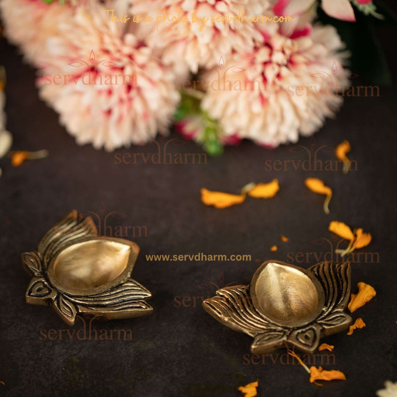 Brass Fine Lotus Diya ( Set of 2 )