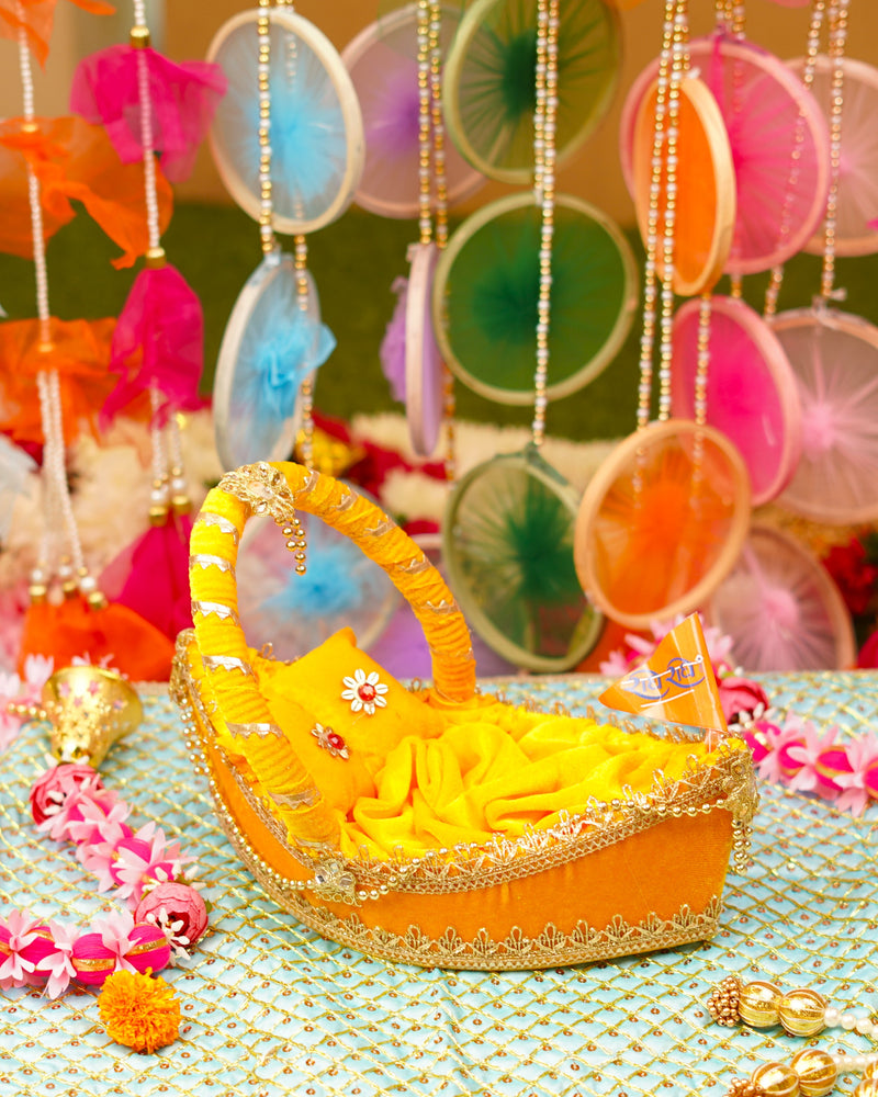 Laddu Gopal Premium Yellow Boat Bed 13 x 7 x 4"