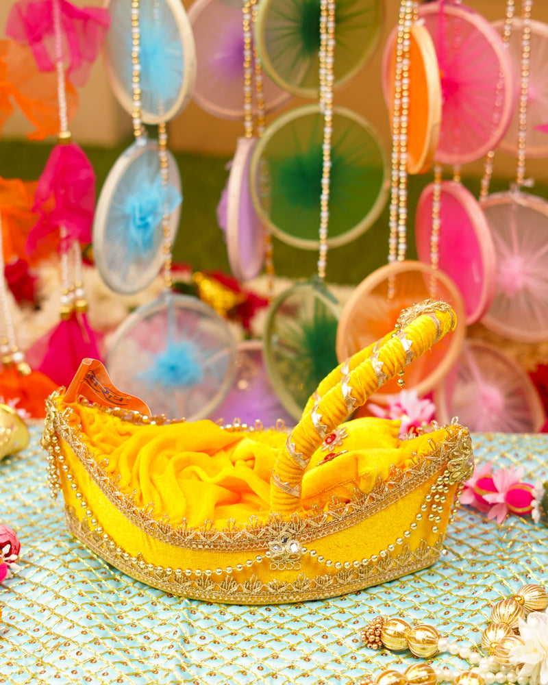 Laddu Gopal Premium Yellow Boat Bed 13 x 7 x 4"