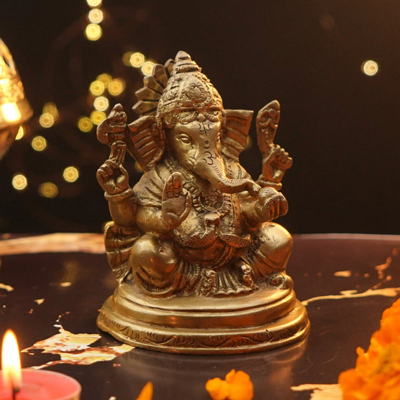 Pure Brass Vignaharta Ganesh Murti | Collector's Item - 4 Inch, 817 Grams